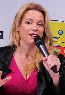 Masterson at the Florida Supercon in 2016 Chase Masterson (29676081273).jpg