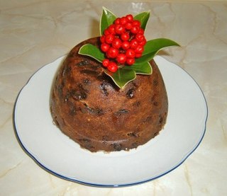 <span class="mw-page-title-main">Christmas pudding</span> Steamed sweet dried-fruit pudding