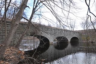 <span class="mw-page-title-main">Cochituate Aqueduct</span> Brought water to Boston, MA, USA from 1848 to 1951