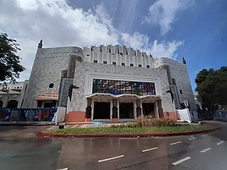 <span class="mw-page-title-main">Manila Metropolitan Theater</span> Arts center in Manila, Philippines