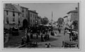 Piazza Cavour nel 1927, in occasione dell'inaugurazione della prima ambulanza a motore, dono del conte Nardi-Dei