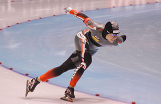 <span class="mw-page-title-main">Long-track speed skating</span> Competitive skating on a 400-meter oval ice track