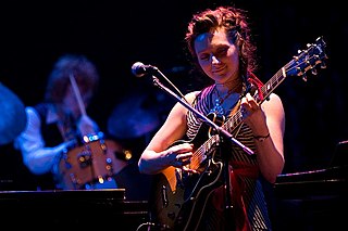 <span class="mw-page-title-main">My Brightest Diamond</span> Chamber rock band of Shara Worden