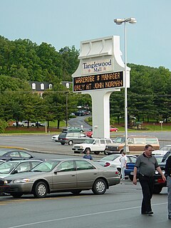 Tanglewood Mall Shopping mall in Virginia, United States