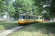 Amsterdams dubbelgelede tram 724 (series 7G) built 1968.