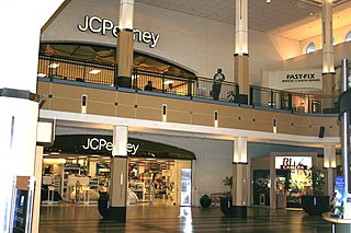 <span class="mw-page-title-main">The Shoppes at Carlsbad</span> Shopping mall in Carlsbad, California