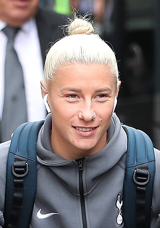 <span class="mw-page-title-main">Bethany England</span> English footballer (born 1994)