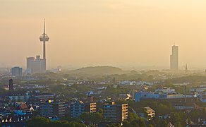 Ballonfahrt über Köln - Colonius, Herkulesberg und KölnTurm-RS-3950.jpg