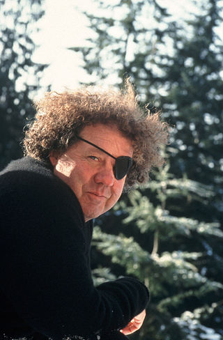 <span class="mw-page-title-main">Dale Chihuly</span> American glass sculptor and entrepreneur