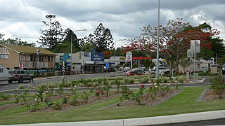 <span class="mw-page-title-main">Gin Gin, Queensland</span> Town in Queensland, Australia