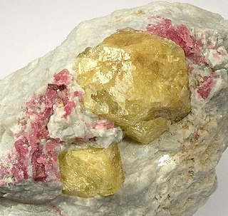 <span class="mw-page-title-main">Borate mineral</span> Mineral which contains a borate anion group