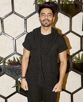 <span class="mw-page-title-main">Aparshakti Khurana</span> Indian actor, radio jockey and TV host (born 1987)