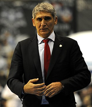 <span class="mw-page-title-main">Panagiotis Giannakis</span> Greek basketball player and coach