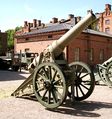 A M1877 with 190 pood barrel, displayed in Hämeenlinna The Artillery Museum of Finland.