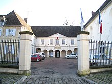 Chaumont-en-vexin-mairie.jpg