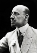 Gabriele D'Annunzio (2).png