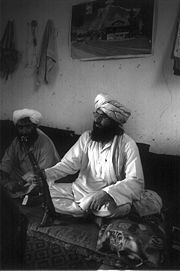 Taliban border guard in 2001 Taliban-Torkham-2001.jpg