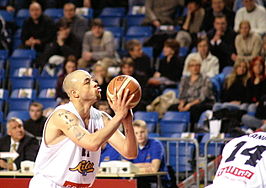 Reed spelend voor BC Kalev/Cramo in 2007