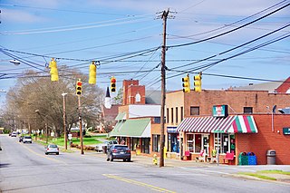 <span class="mw-page-title-main">Claremont, North Carolina</span> City in North Carolina, United States