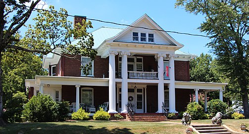 Doughty House, 309 North Main Street