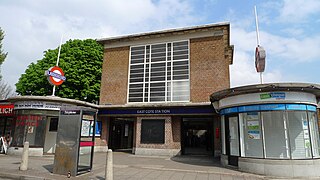 <span class="mw-page-title-main">Eastcote tube station</span> London Underground station