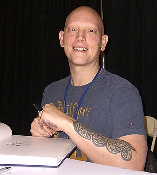 <span class="mw-page-title-main">David Finch (comics)</span> Canadian-born comics artist