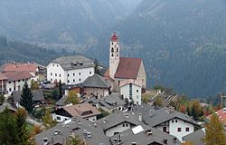 Vista panoramica del centro abitato di Nova Ponente