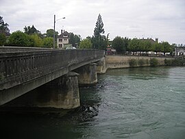 Bridge over the Aube at Arcis-sur-Aube