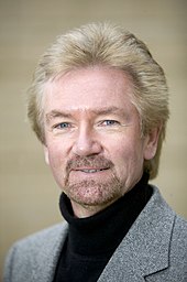 Edmonds in 2006 Noel Edmonds 2006.jpg