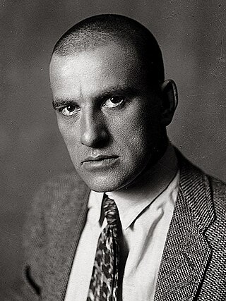 <span class="mw-page-title-main">Vladimir Mayakovsky</span> Russian poet (1893–1930)