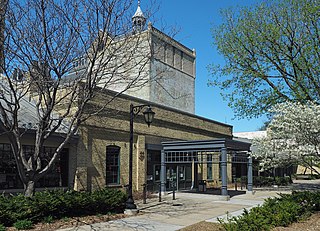 <span class="mw-page-title-main">Pierre Bottineau Library</span> Branch library in Minneapolis, MN