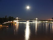 'n Voetgangerbrug wat Straatsburg sedert 2004 met Kehl (Duitsland) verbind