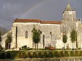 L'église sous la lumière de Charente.