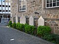 Grabsteine des ehemaligen reformierten Friedhofes