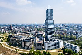 MediaPark mit KölnTurm-0612.jpg