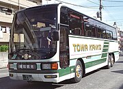 エアロクィーンMと同等の車体を架装した例 P-MU525TA改 東和観光