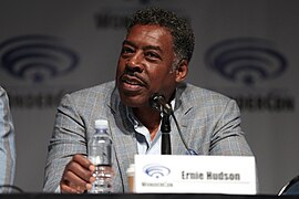 Ernie Hudson (33689448452).jpg