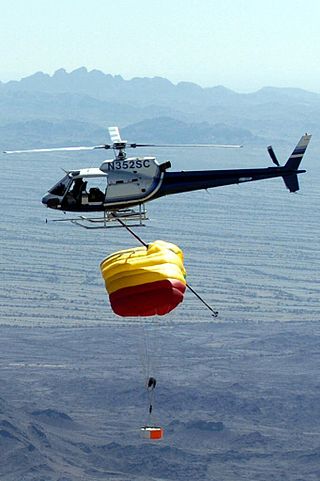 <span class="mw-page-title-main">Mid-air retrieval</span> Assisted atmospheric re-entry technique