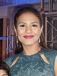 An image of Iza Calzado.