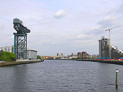 Glasgow’n läpi virtaava Clyde.