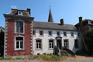 Kasteel van Berloz, reeds in 1180 vermeld als versterking