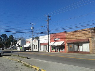 <span class="mw-page-title-main">Courtland, Virginia</span> Town in Virginia, United States