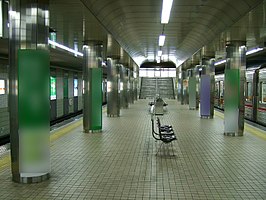 Station Nakamozu