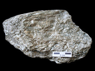 <span class="mw-page-title-main">Schist</span> Easily split medium-grained metamorphic rock