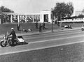 Umbrella Man rechts, zittend op 22 november 1963 geboren op 20 oktober 1924