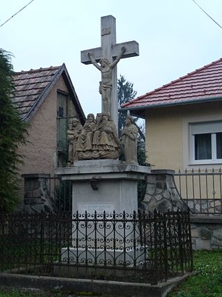 <span class="mw-page-title-main">Várvölgy</span> Village in Western Transdanubia, Hungary