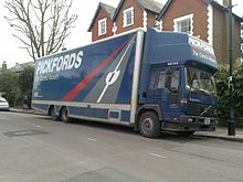 Pickford's Volvo FL614 van Pickfords (4403250175).jpg