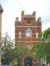 Plas Castell Gatehouse, Denbigh Plas Castell.jpg