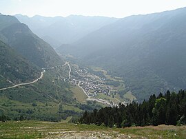 A view of Porté-Puymorens at the foot of Puig Carlit