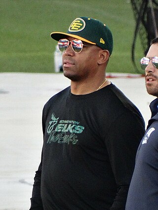 <span class="mw-page-title-main">Geroy Simon</span> American gridiron football player and executive (born 1975)